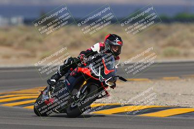 media/Sep-11-2022-SoCal Trackdays (Sun) [[81b7e951af]]/Turn 16 (945am)/